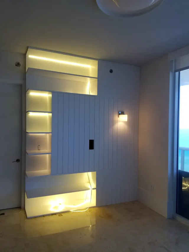 Custom TV wall unit in Miami home — project 6